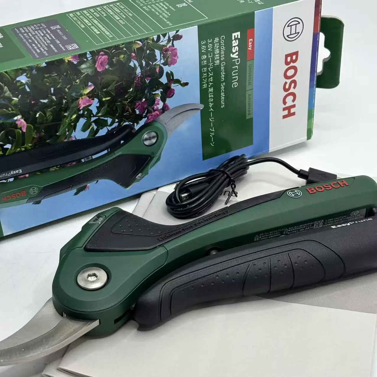 Gunting Pangkas Pohon Pintar T - Smart Garden Bosch ulasan dan harga